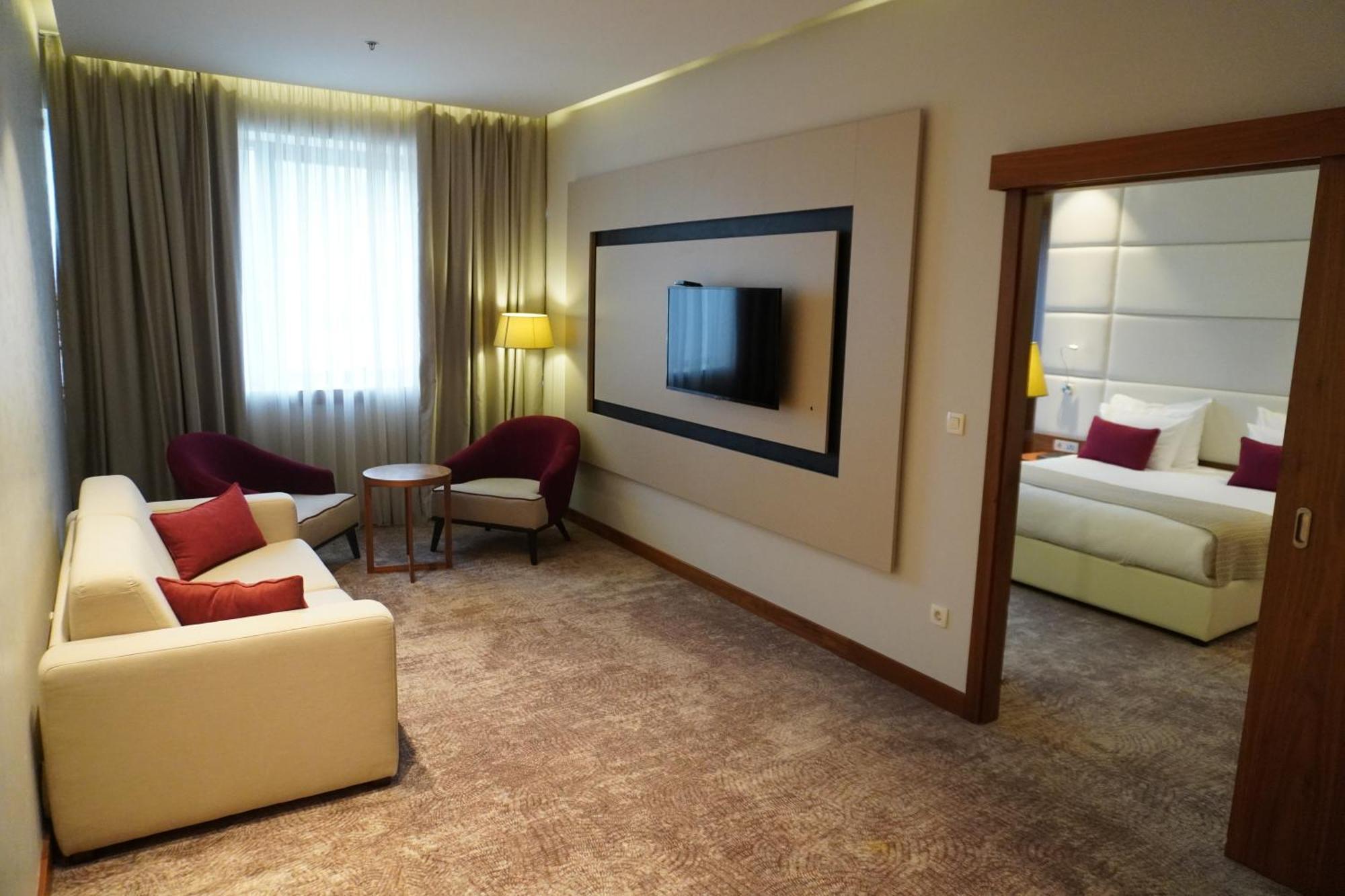 فندق ميباس 5*